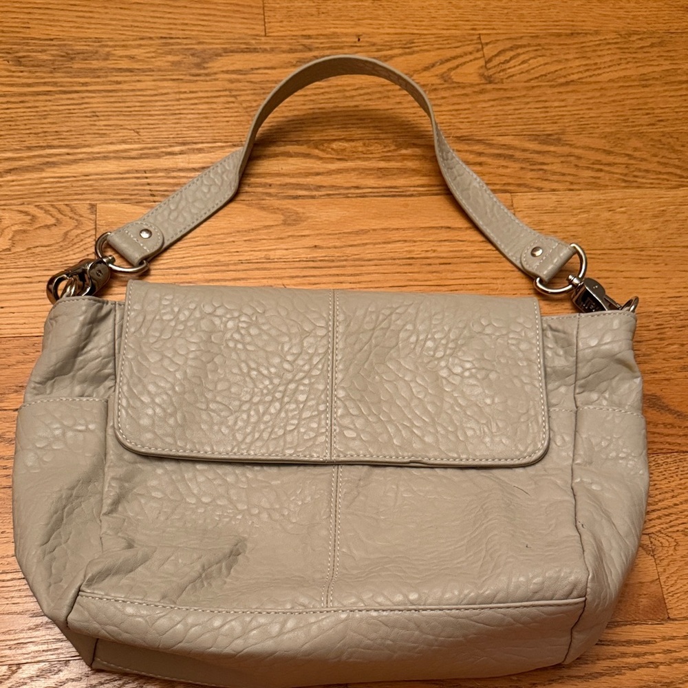Thirty-one Jewell NEW Purse Elegant Cream Shoulder Bag Magnetic Closure